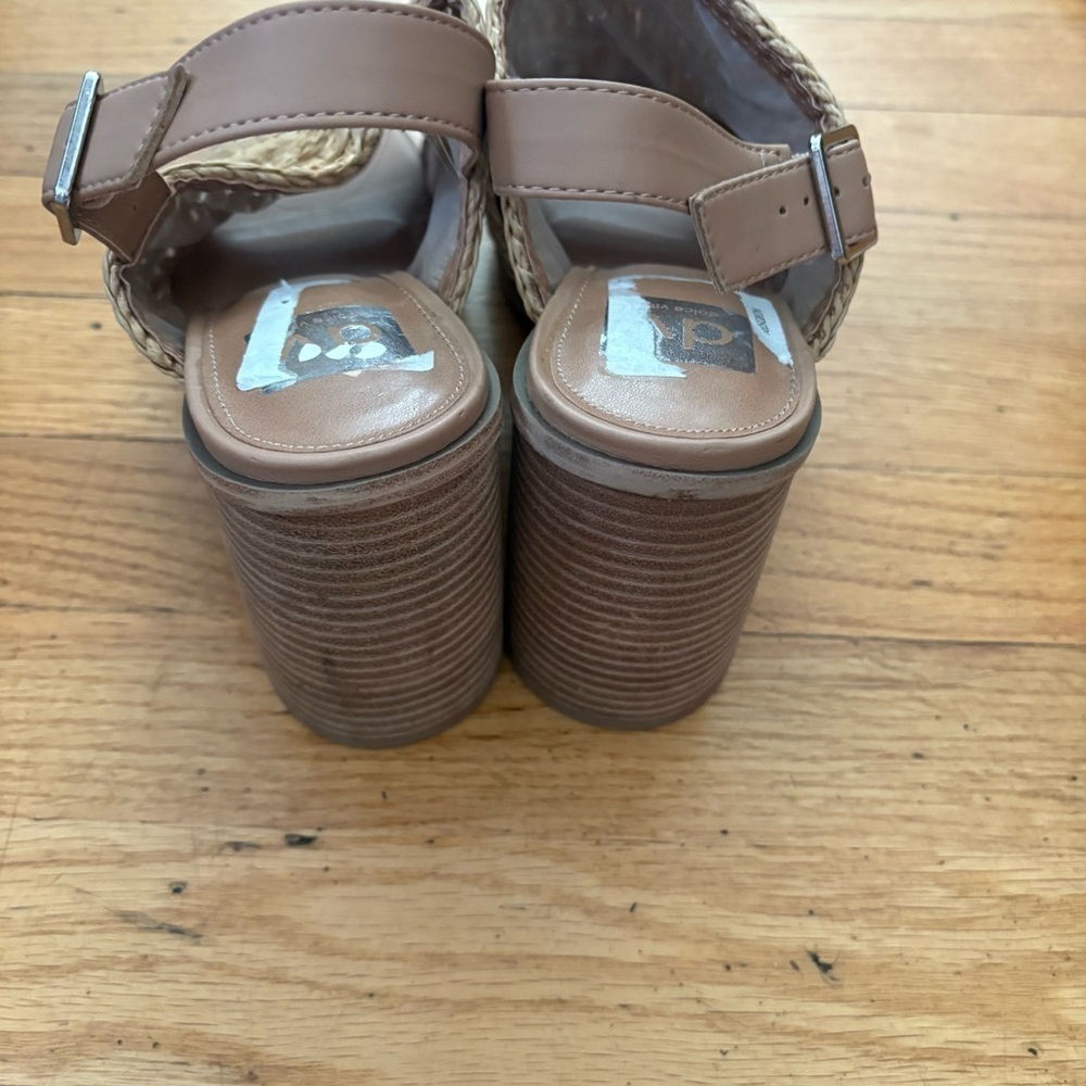 Dolce Vita Straw Sandals Size 10 - Picture 4 of 5